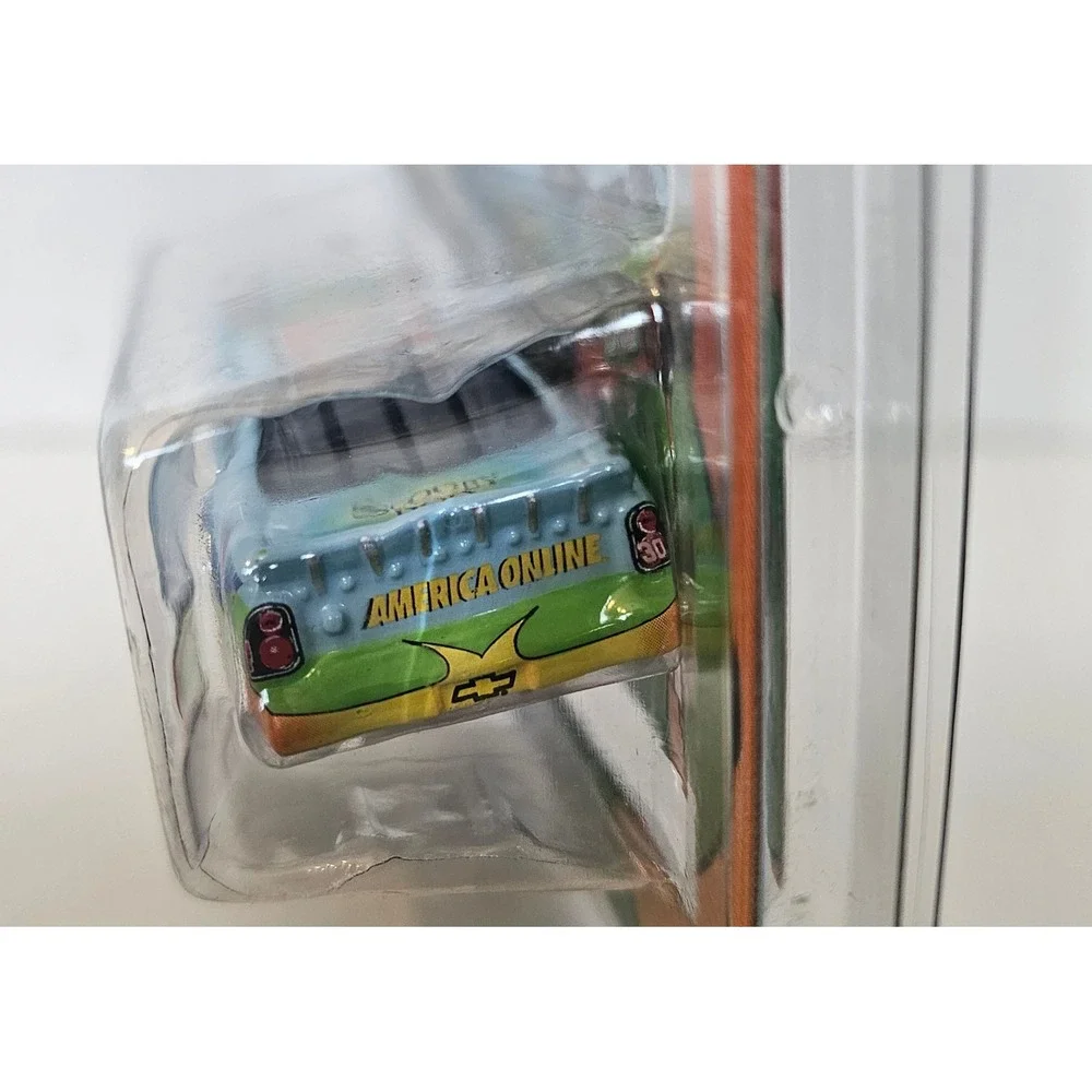 Scooby Doo Nascar Jeff Green #30 2002 Monte Carlo 1:64 Action Diecast Race Car